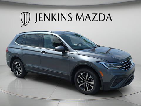 1 image of 2023 Volkswagen Tiguan 2.0T S