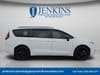 2 thumbnail image of  2024 Chrysler Pacifica Limited