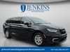 2 thumbnail image of  2024 Chrysler Pacifica Touring L