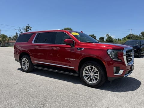1 image of 2024 GMC Yukon XL SLT