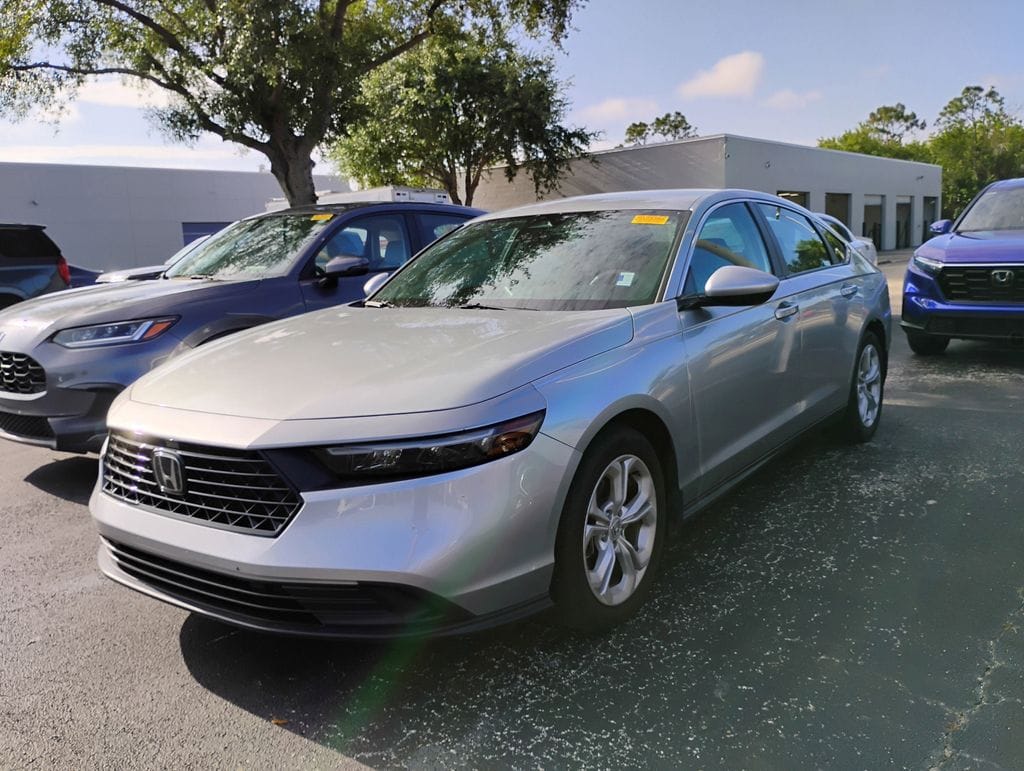 2024 Honda Accord LX - Photo 7