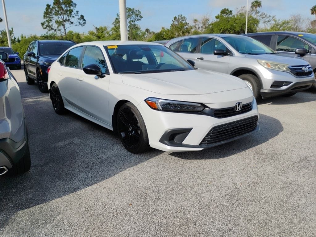 2024 Honda Civic Sport CVT's photo