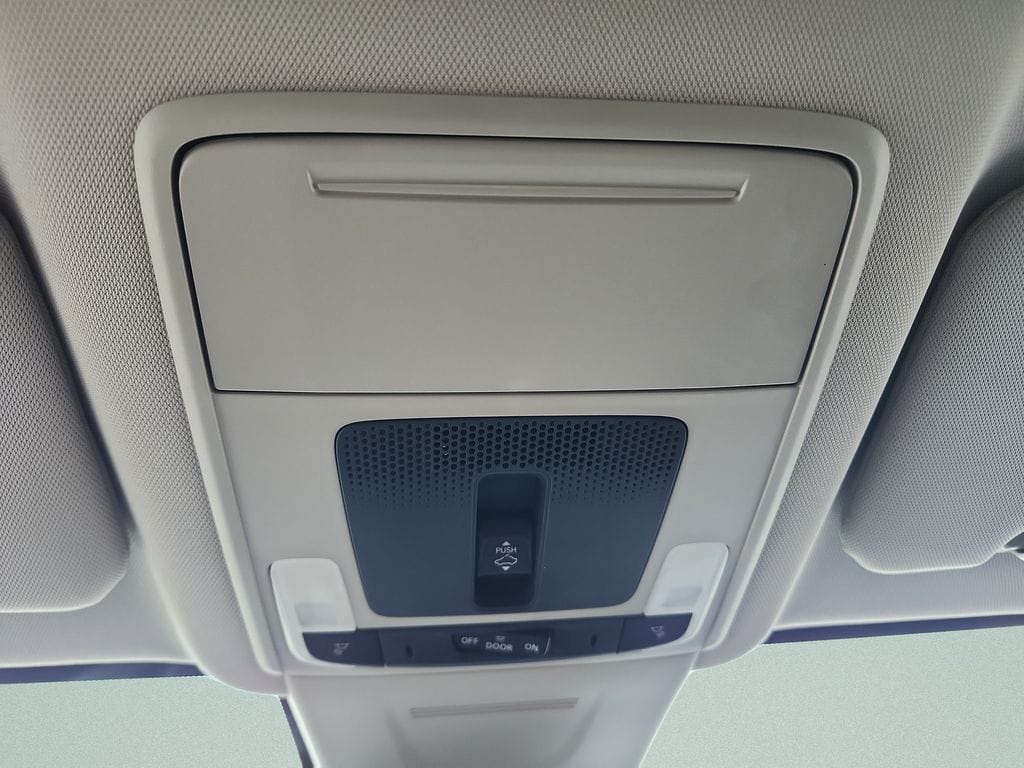 2024 Honda CR-V EX-L - Photo 17