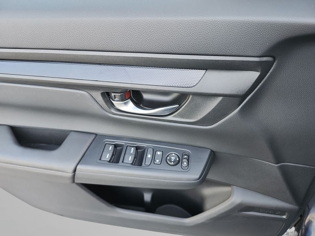2024 Honda CR-V LX - Photo 21