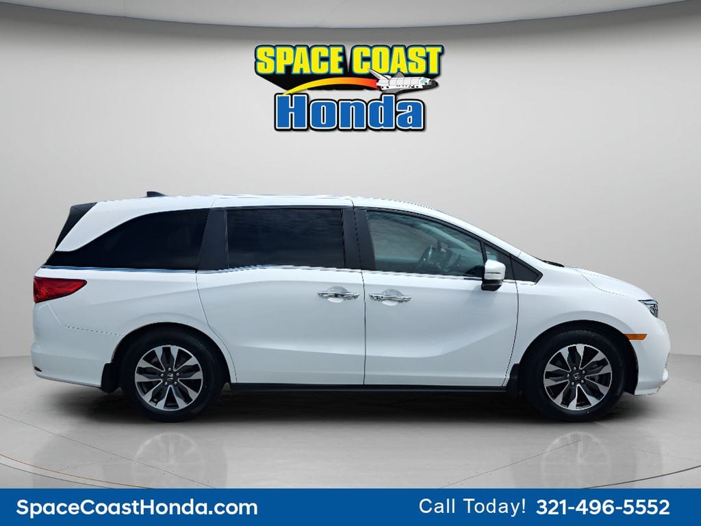 2024 Honda Odyssey EX-L - Photo 12