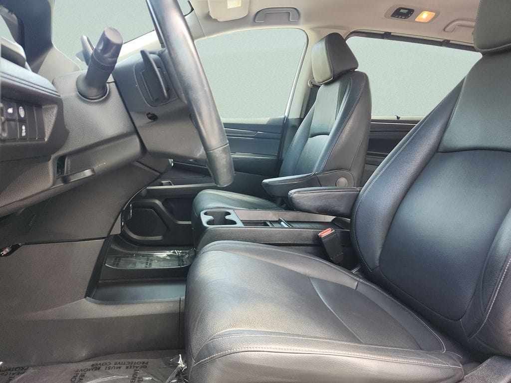 2024 Honda Odyssey EX-L - Photo 19