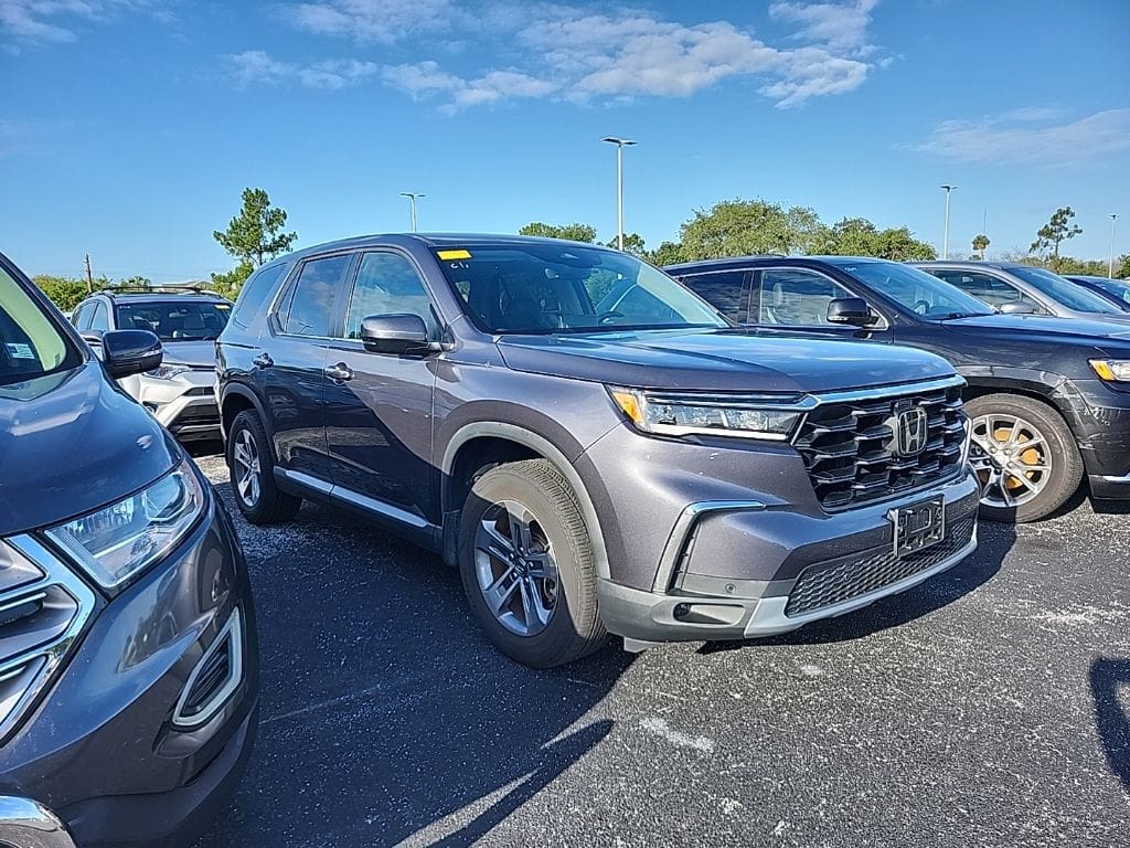 2024 Honda Pilot EX-L 8-Occupant 2WD's photo