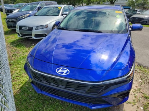 1 image of 2024 Hyundai Elantra Limited