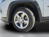 14 thumbnail image of  2024 Jeep Compass Latitude