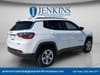 6 thumbnail image of  2024 Jeep Compass Latitude