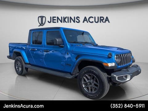 1 image of 2024 Jeep Gladiator Sport