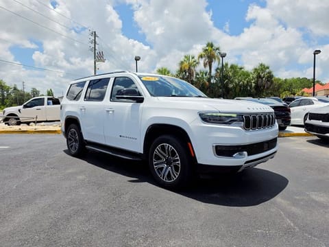 1 image of 2024 Jeep Wagoneer Series II