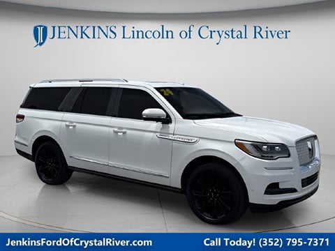 1 image of 2024 Lincoln Navigator L Reserve