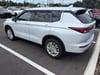 6 thumbnail image of  2024 Mitsubishi Outlander ES