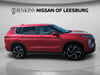 2 thumbnail image of  2024 Mitsubishi Outlander SE