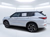 6 thumbnail image of  2024 Mitsubishi Outlander SE