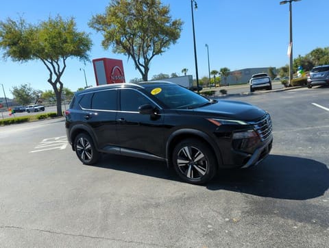 1 image of 2024 Nissan Rogue SL