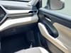 13 thumbnail image of  2024 Toyota Highlander XLE