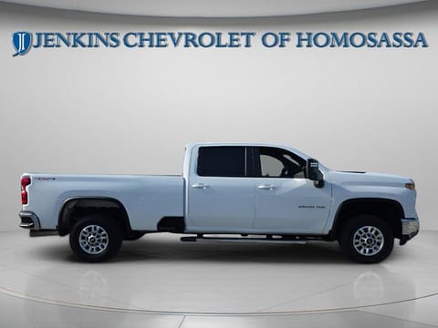 1 image of 2025 Chevrolet Silverado 2500HD LT