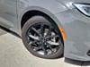 8 thumbnail image of  2025 Chrysler Pacifica Limited