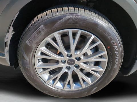 1 image of 2025 Genesis GV80 2.5T