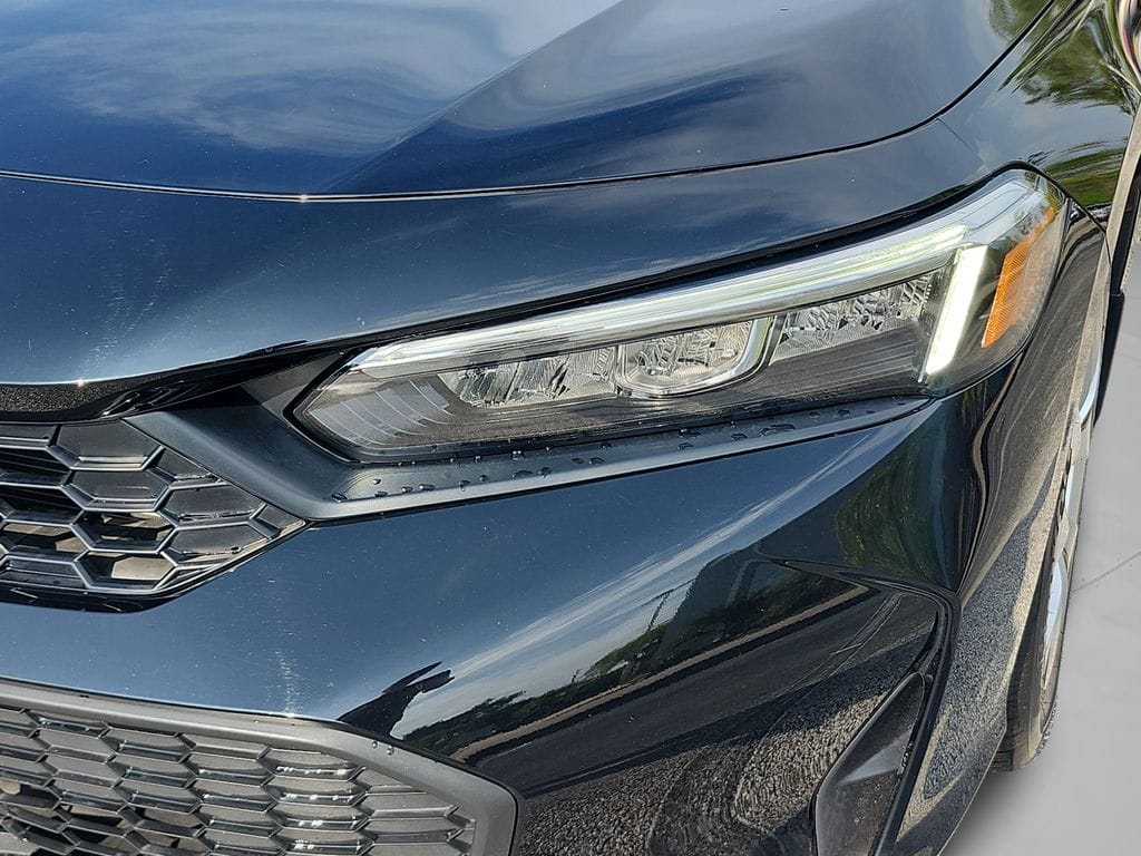 2025 Honda Civic LX - Photo 14