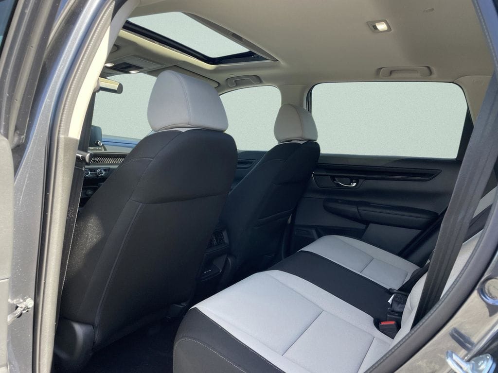2025 Honda CR-V EX - Photo 22