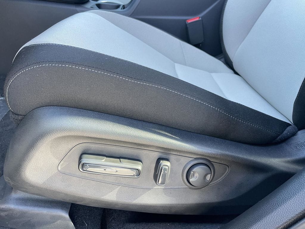 2025 Honda CR-V EX - Photo 25