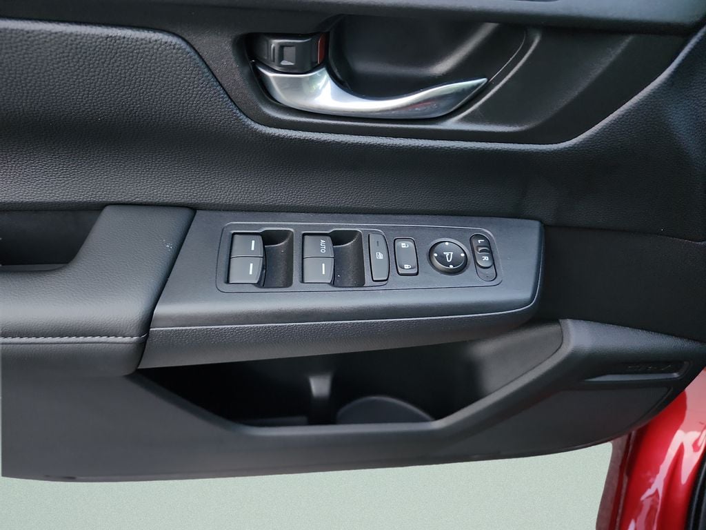 2025 Honda CR-V LX - Photo 21