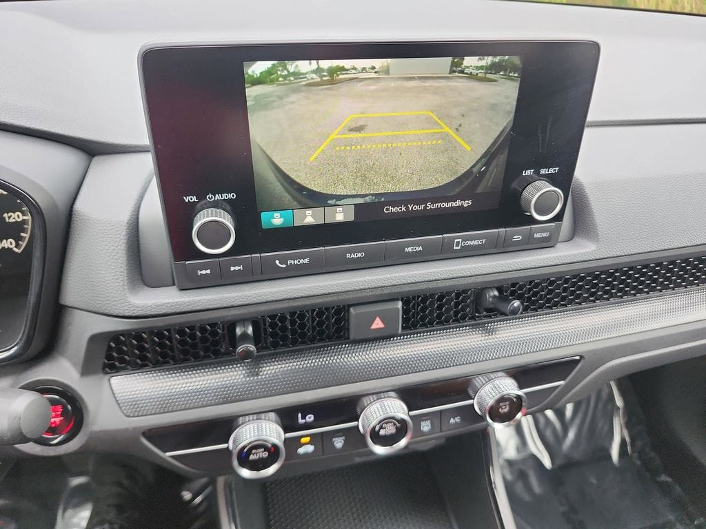 2025 Honda CR-V LX - Photo 25