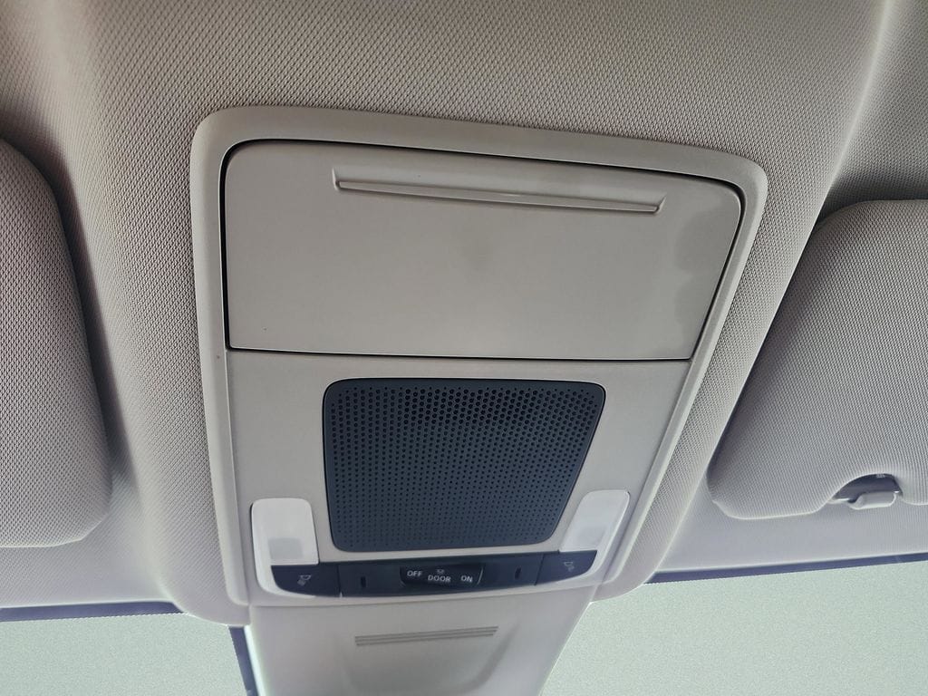 2025 Honda CR-V LX - Photo 15