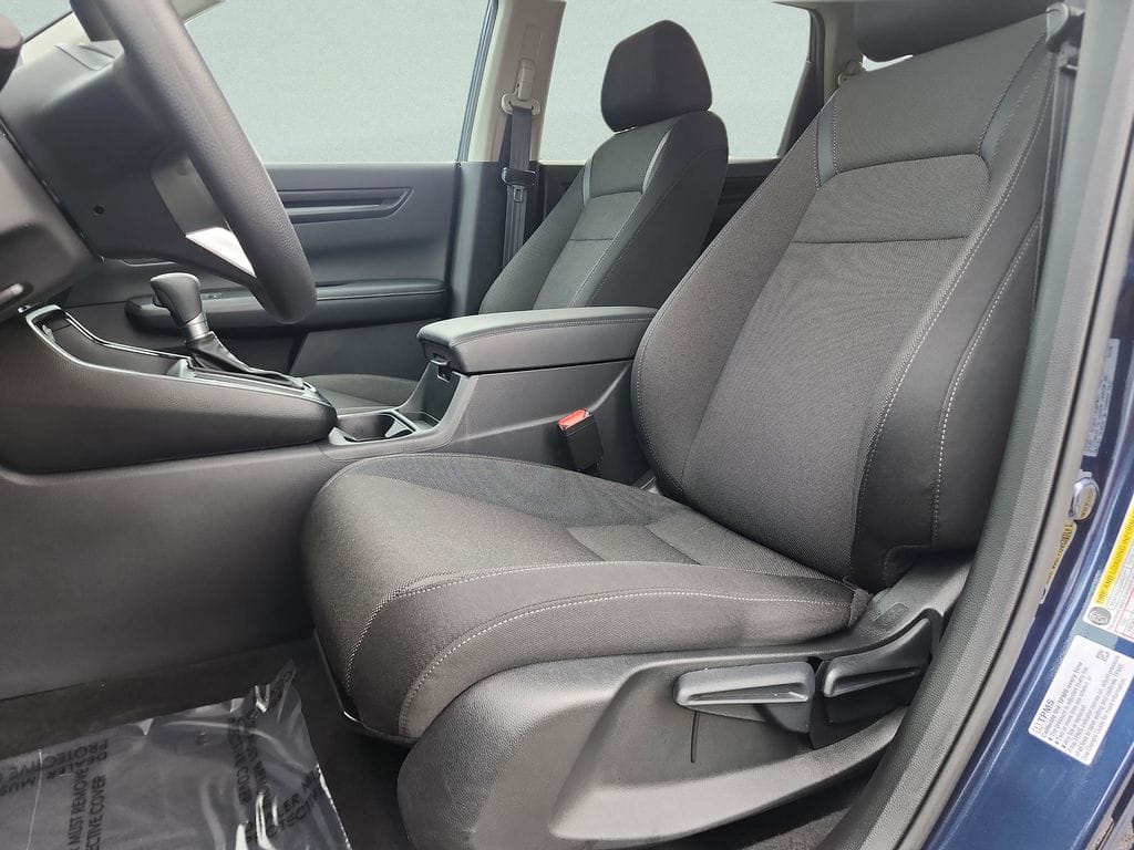 2025 Honda CR-V LX - Photo 19