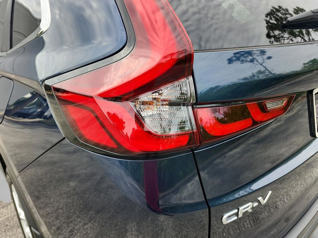 2025 Honda CR-V LX - Photo 35