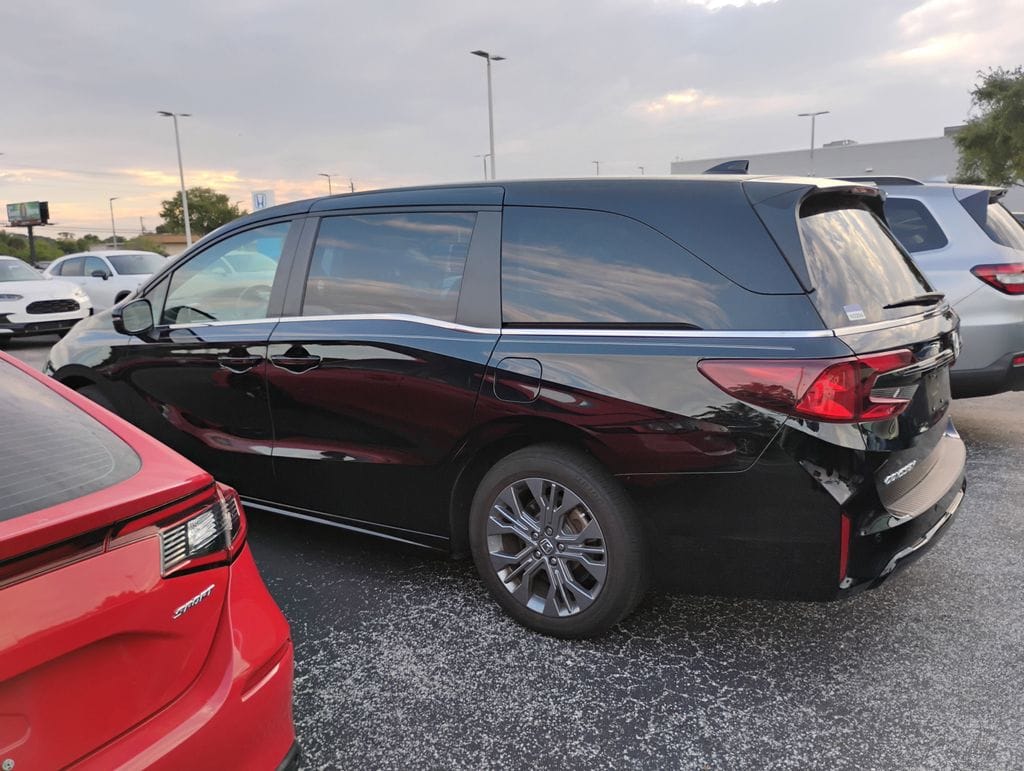2025 Honda Odyssey Touring - Photo 7