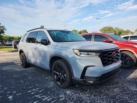 1 image of 2025 Honda Pilot Black Edition