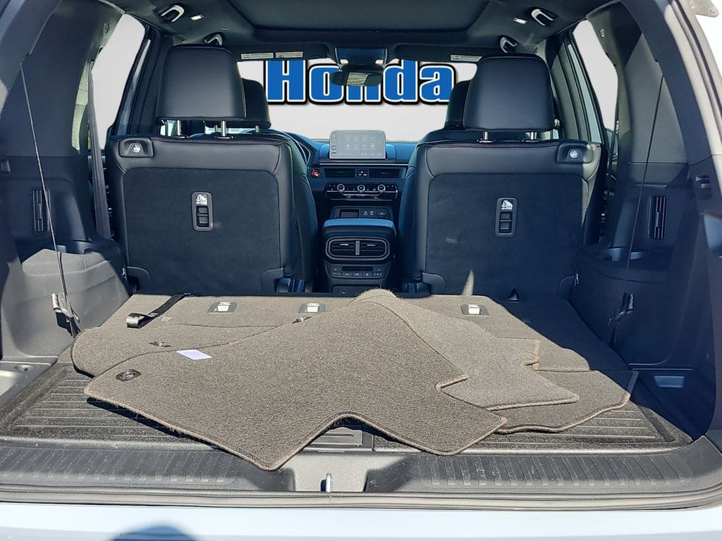 2025 Honda Pilot Black Edition - Photo 17