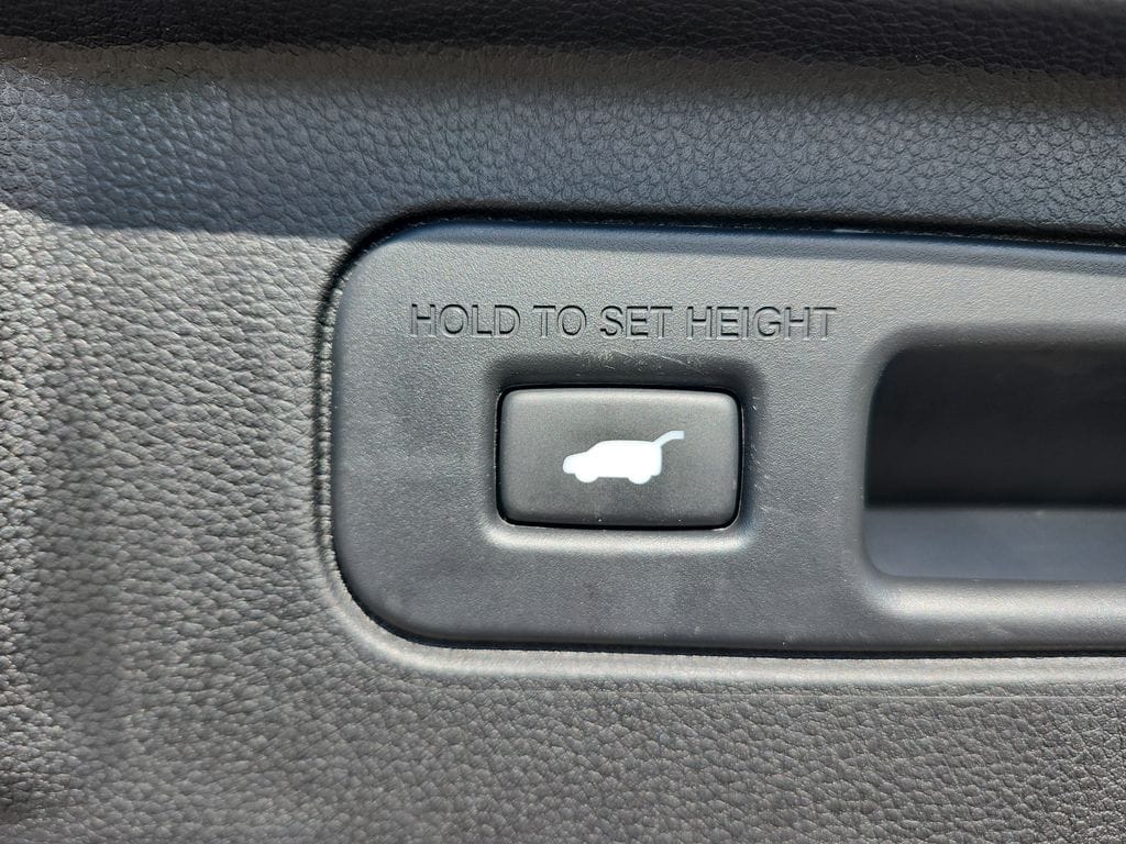 2025 Honda Pilot Black Edition - Photo 38