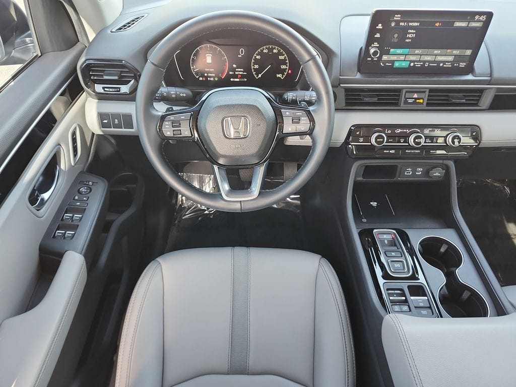 2025 Honda Pilot EX-L+ - Photo 19