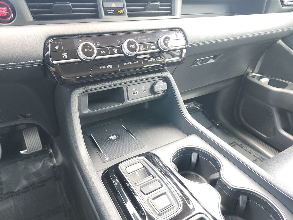 2025 Honda Pilot EX-L - Photo 27