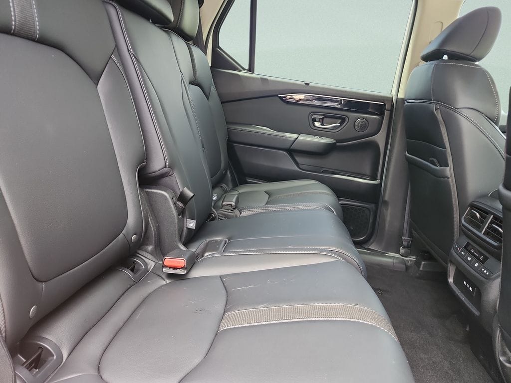 2025 Honda Pilot EX-L - Photo 31
