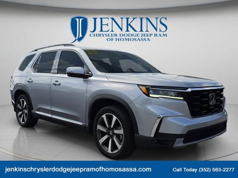 1 image of 2025 Honda Pilot Touring