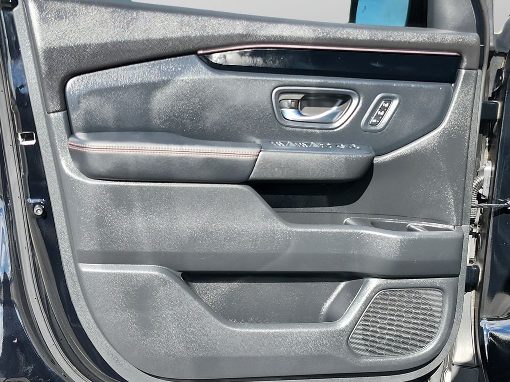 2025 Honda Pilot TrailSport - Photo 23