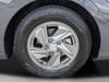 29 thumbnail image of  2025 Hyundai Elantra SE