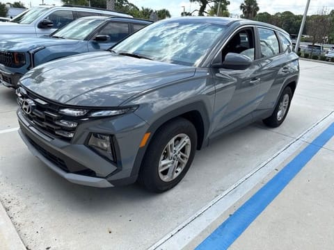 1 image of 2025 Hyundai Tucson SE