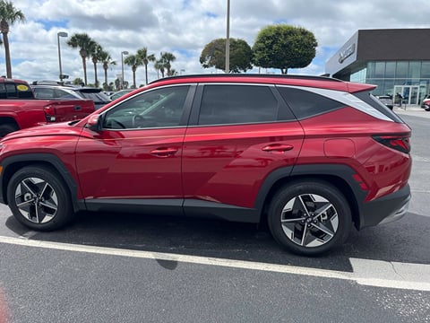 1 image of 2025 Hyundai Tucson SEL