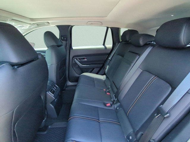 2025 Mazda CX-50 Premium Plus - Photo 9