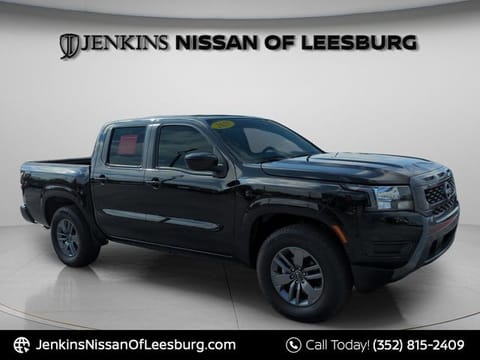1 image of 2025 Nissan Frontier SV