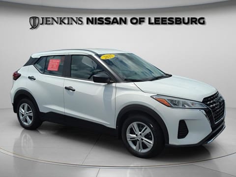 1 image of 2025 Nissan Kicks Play S