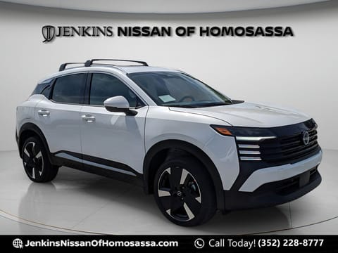 1 image of 2025 Nissan Kicks SR