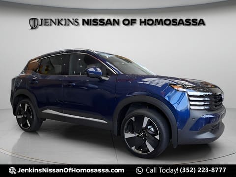 1 image of 2025 Nissan Kicks SR